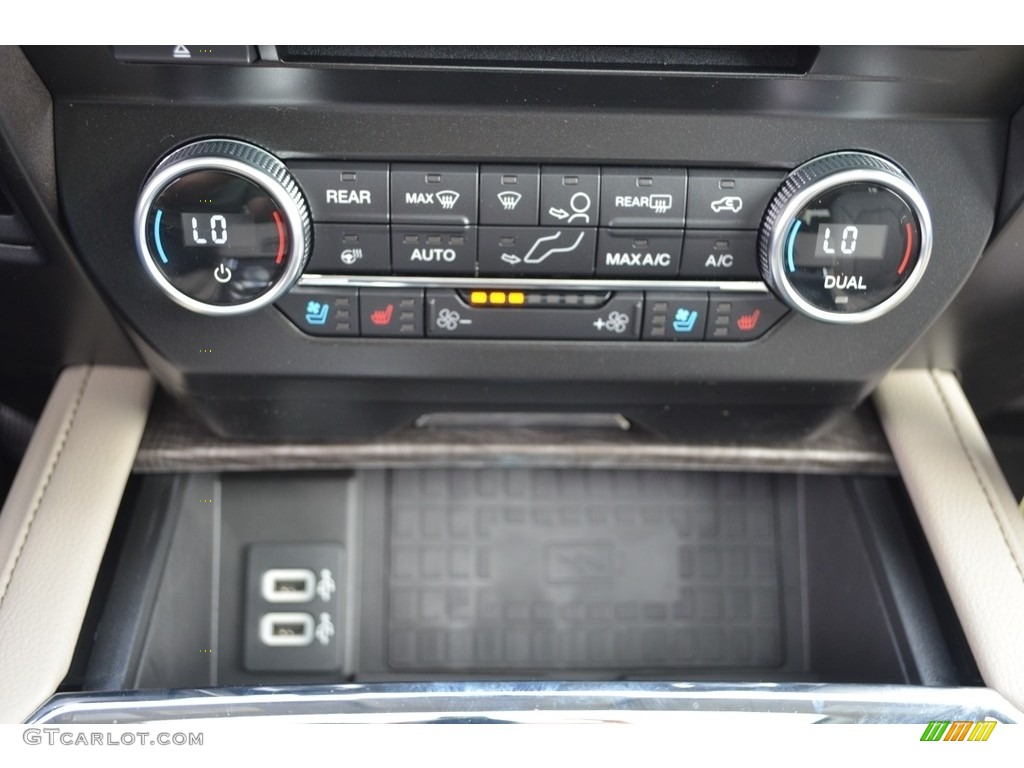 2018 Ford Expedition Limited 4x4 Controls Photo #125634387