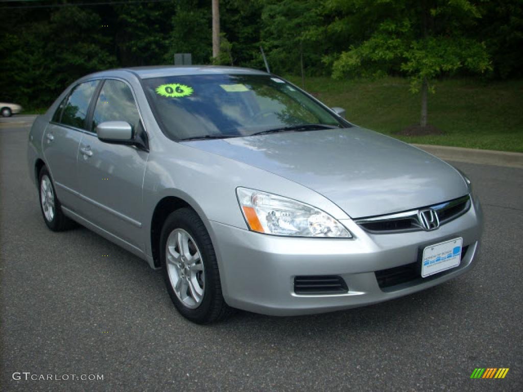 2006 Accord SE Sedan - Alabaster Silver Metallic / Black photo #1