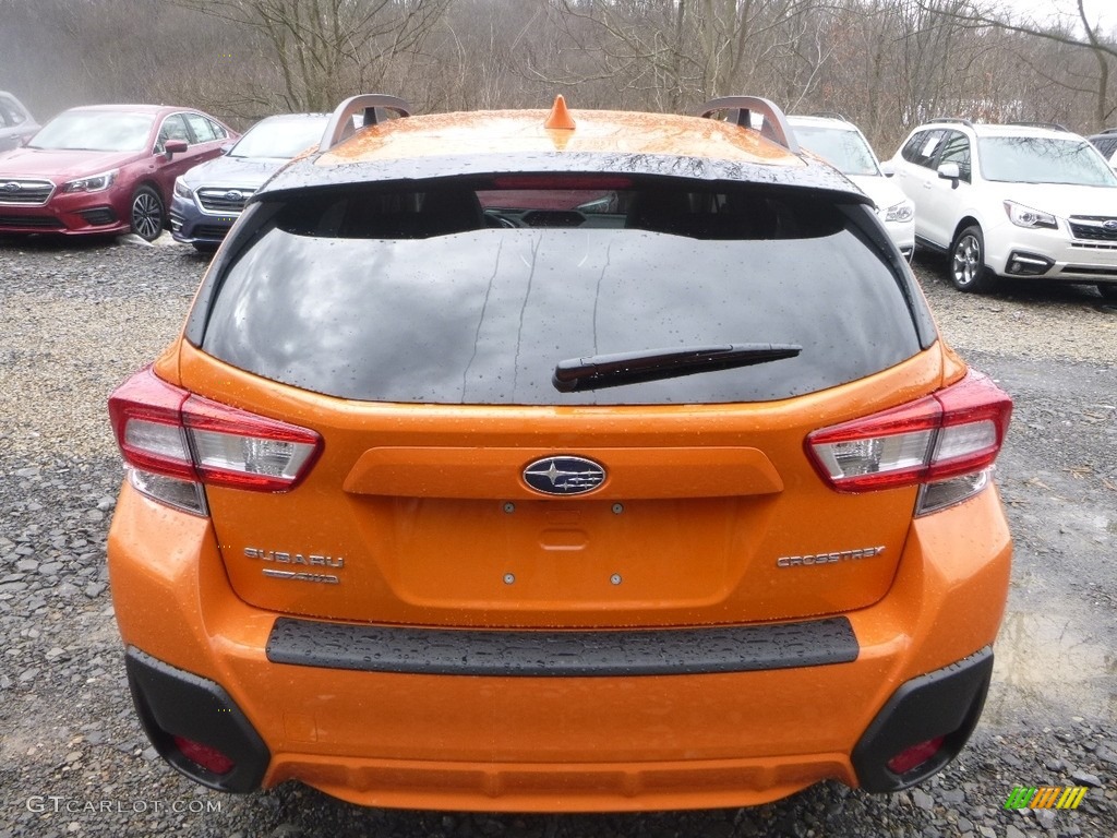2018 Crosstrek 2.0i Premium - Sunshine Orange / Black photo #5