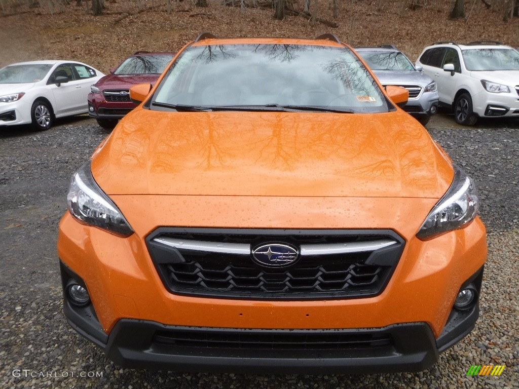 2018 Crosstrek 2.0i Premium - Sunshine Orange / Black photo #9