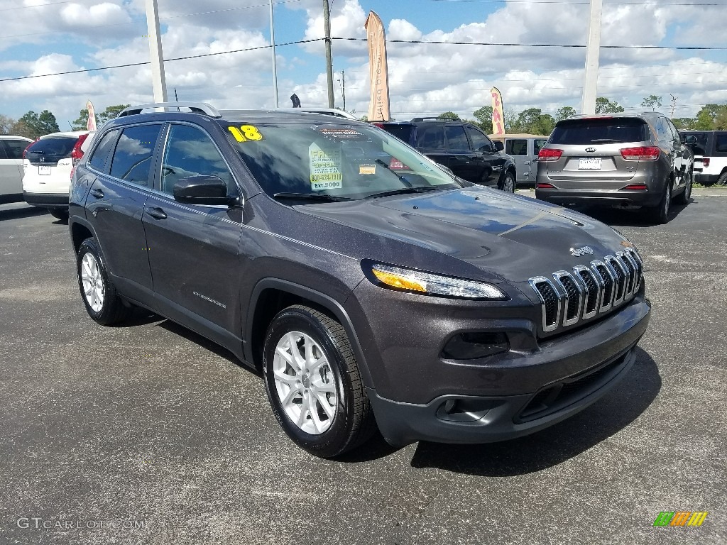 Granite Crystal Metallic 2018 Jeep Cherokee Latitude Plus Exterior Photo #125636121