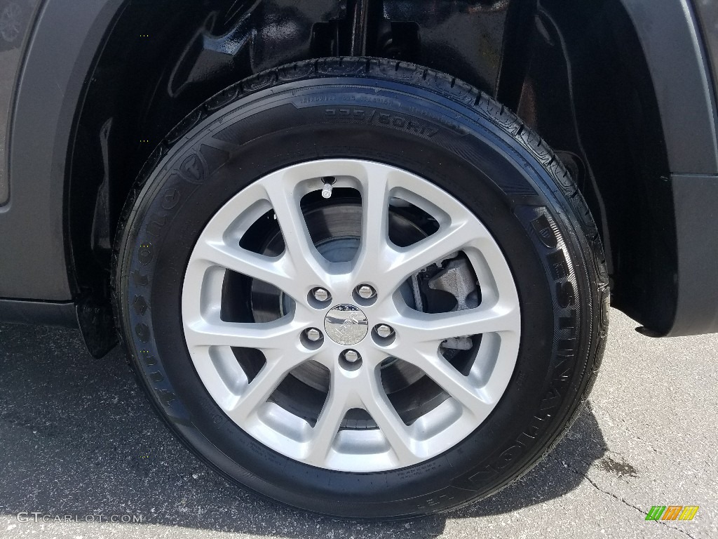 2018 Jeep Cherokee Latitude Plus Wheel Photos