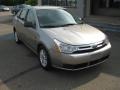 2008 Vapor Silver Metallic Ford Focus SE Sedan  photo #14