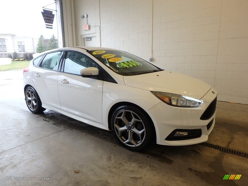 Oxford White Ford Focus