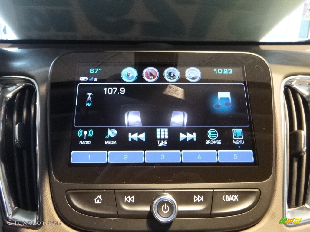 2018 Malibu LT - Silver Ice Metallic / Dark Atmosphere/Loft Brown photo #16