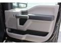Shadow Black - F350 Super Duty XL Crew Cab 4x4 Photo No. 30