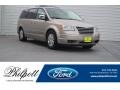 Light Sandstone Metallic 2008 Chrysler Town & Country Limited