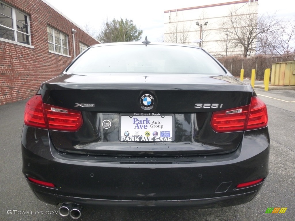 2015 3 Series 328i xDrive Sedan - Black Sapphire Metallic / Black photo #4