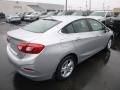 Silver Ice Metallic - Cruze LT Photo No. 5