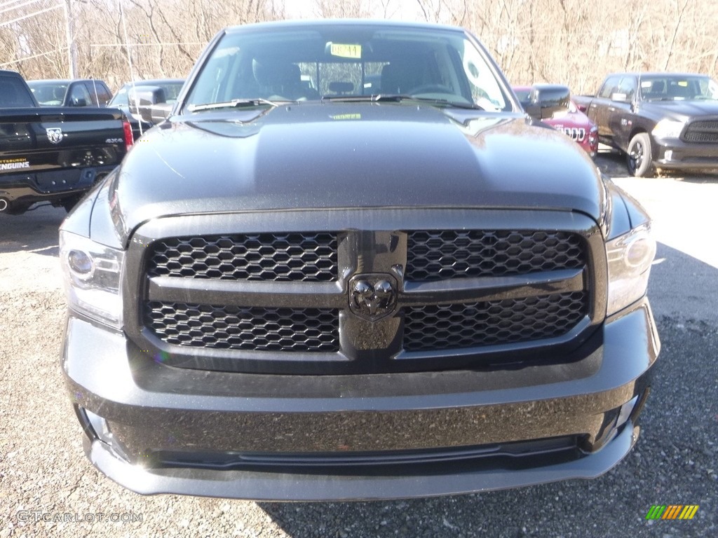 2018 1500 Sport Crew Cab 4x4 - Brilliant Black Crystal Pearl / Black photo #8