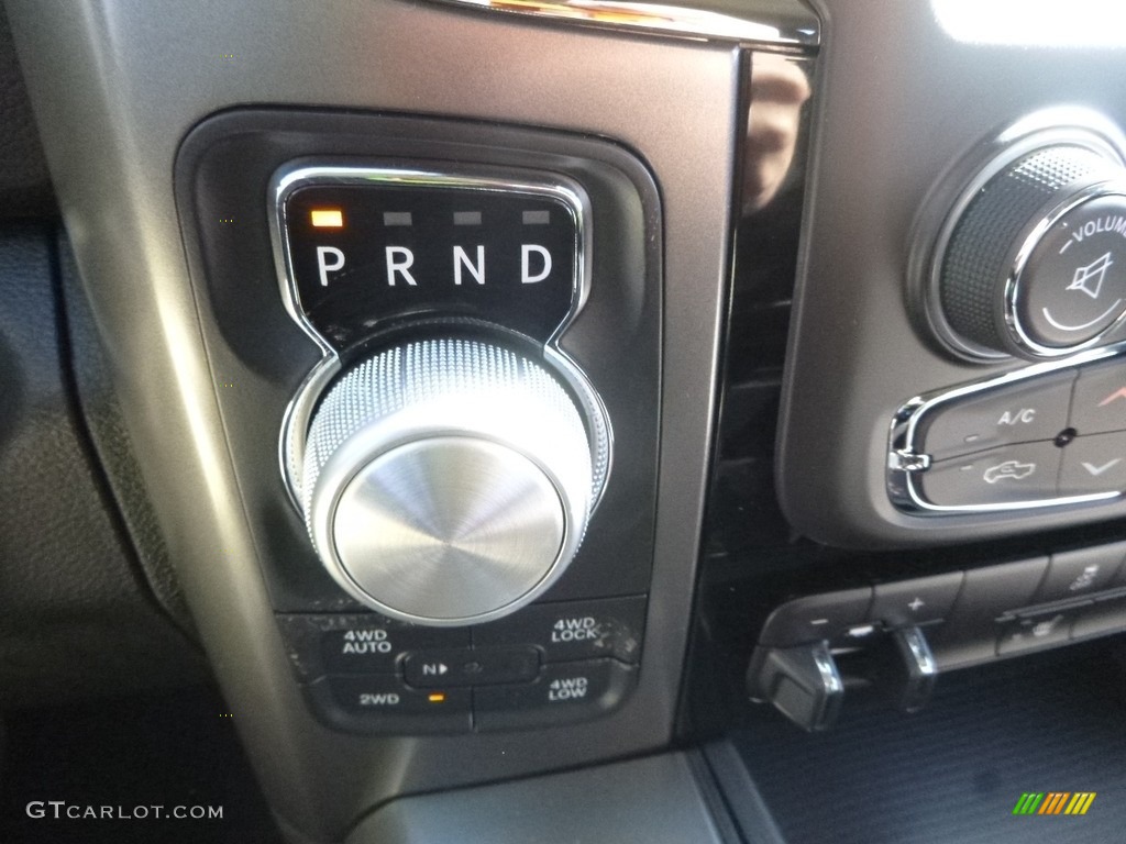 2018 1500 Sport Crew Cab 4x4 - Brilliant Black Crystal Pearl / Black photo #20