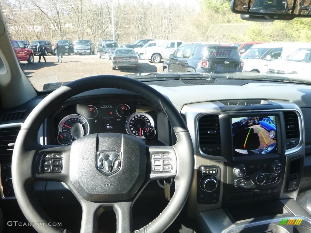 2018 1500 Big Horn Crew Cab 4x4 - True Blue Pearl / Black/Diesel Gray photo #20