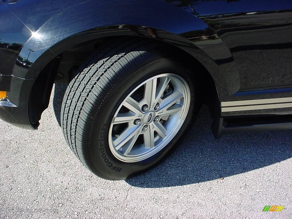 2008 Mustang V6 Deluxe Coupe - Black / Medium Parchment photo #14