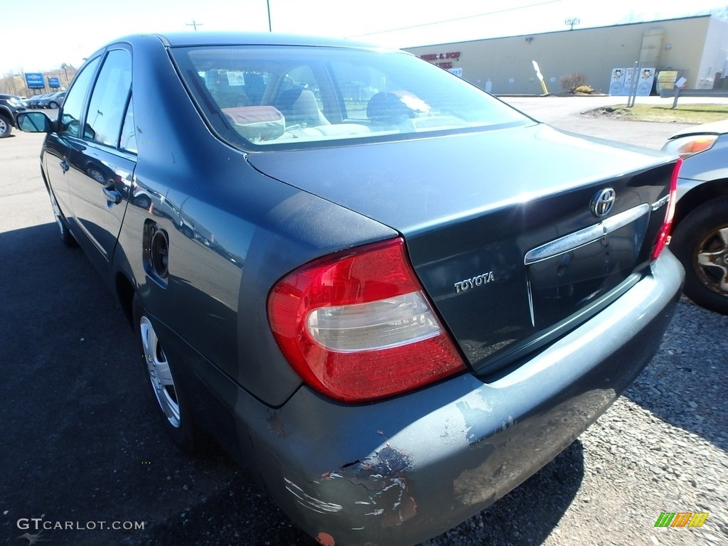 2002 Camry LE - Aspen Green Pearl / Dark Charcoal photo #2