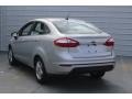 Ingot Silver - Fiesta SE Sedan Photo No. 6