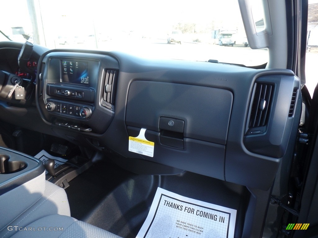 2018 Silverado 1500 WT Regular Cab 4x4 - Graphite Metallic / Dark Ash/Jet Black photo #36