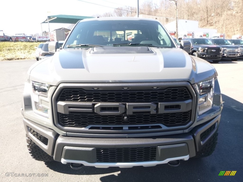 2018 F150 SVT Raptor SuperCrew 4x4 - Lead Foot / Raptor Black photo #4