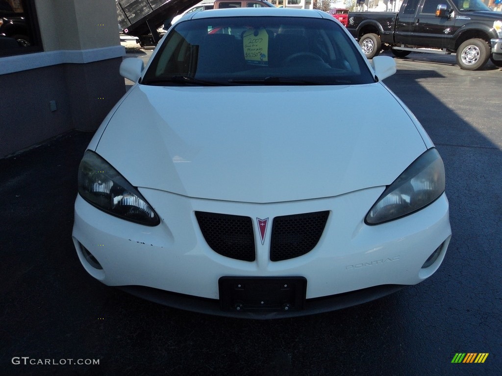 2007 Grand Prix Sedan - Ivory White / Ebony photo #18