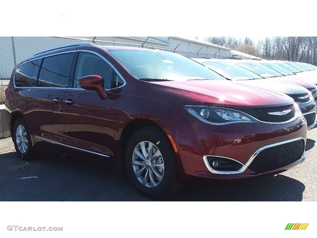 2018 Pacifica Touring L Plus - Velvet Red Pearl / Black/Alloy photo #2