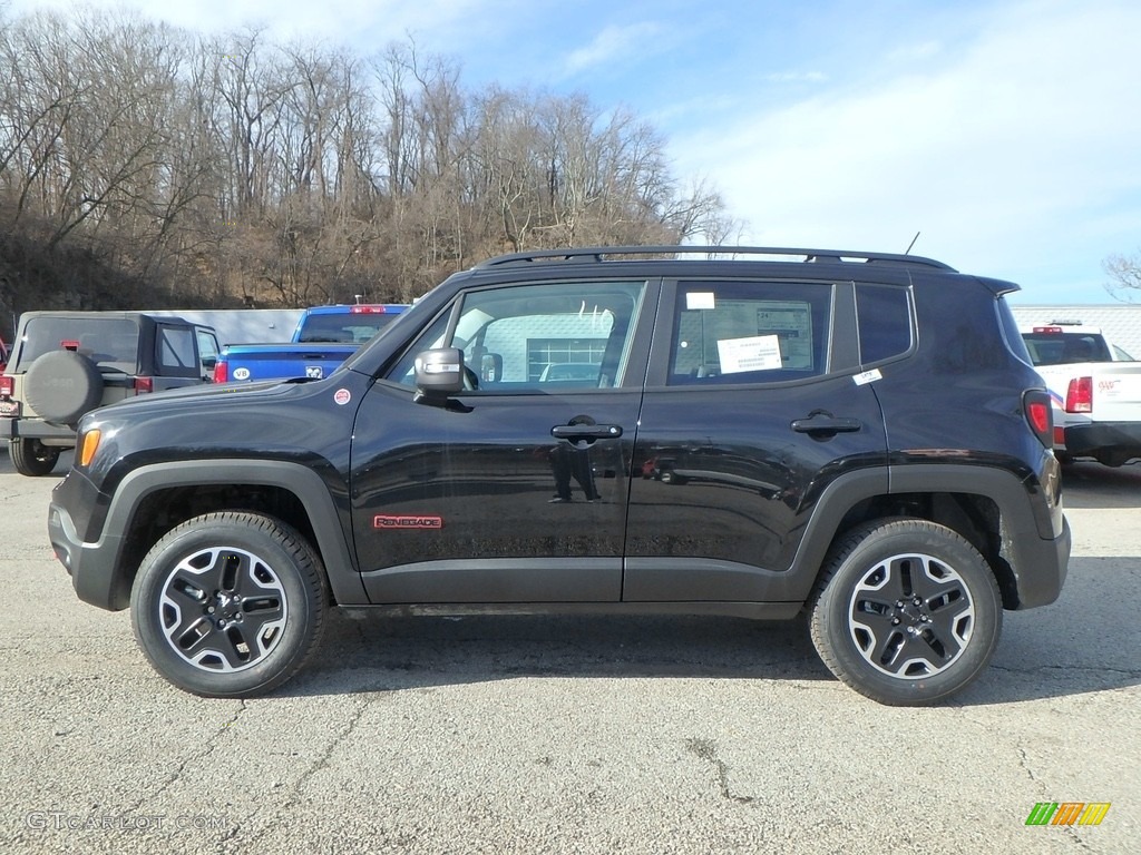 2017 Renegade Trailhawk 4x4 - Black / Black photo #2