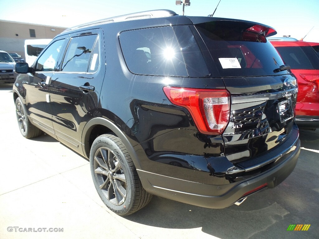 2018 Explorer XLT 4WD - Shadow Black / Ebony Black photo #4