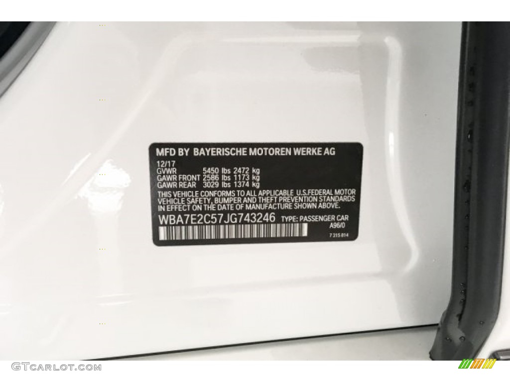 2018 7 Series 740i Sedan - Mineral White Metallic / Black photo #10