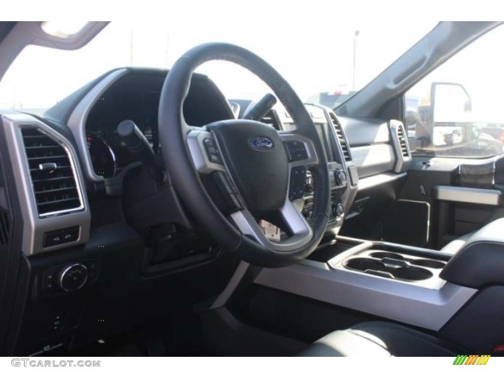 2018 F350 Super Duty Lariat Crew Cab 4x4 - White Gold / Black photo #12