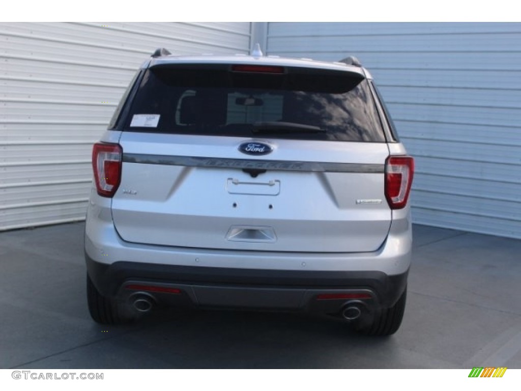 2017 Explorer XLT - Ingot Silver / Sport Appearance Dark Earth Gray photo #7