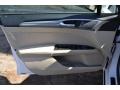 2016 White Platinum Tri-Coat Metallic Ford Fusion SE  photo #24