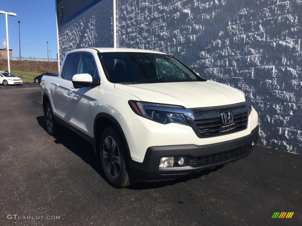 2018 Ridgeline RTL-T AWD - White Diamond Pearl / Black photo #1