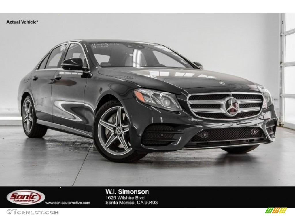 2018 E 300 Sedan - Black / Macchiato Beige/Black photo #1