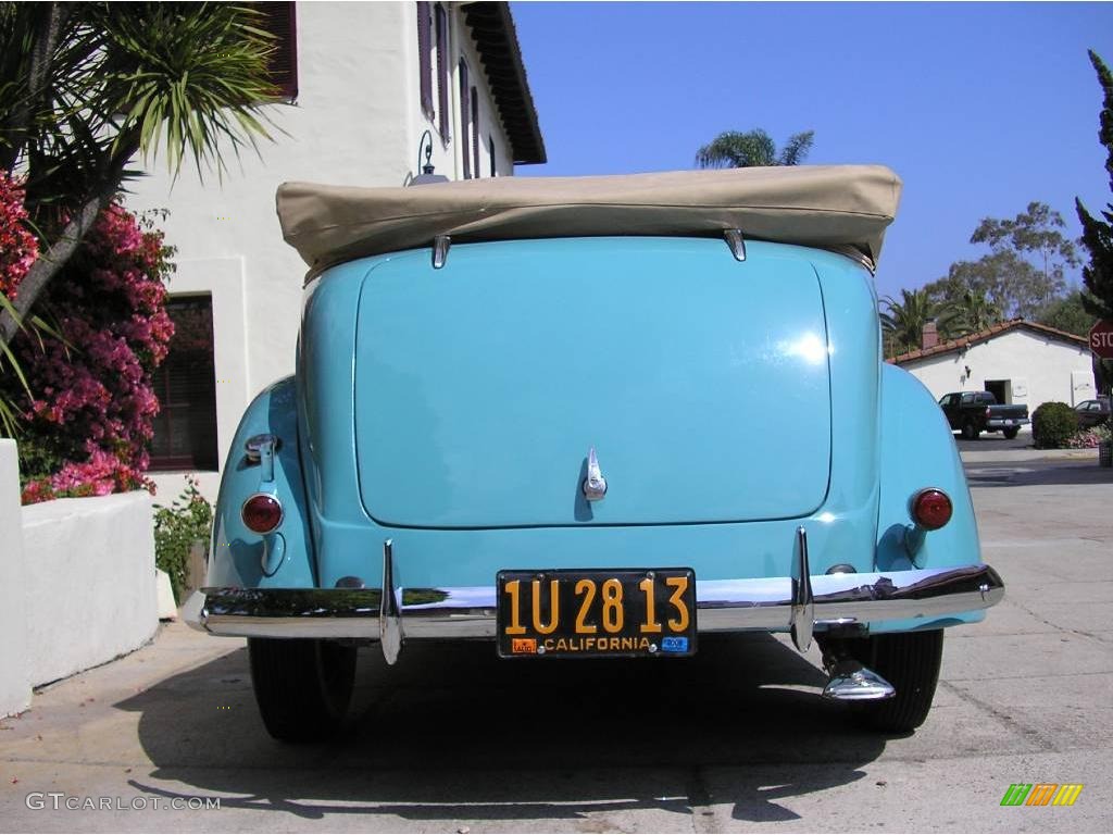 1937 V8 4 Door Convertible - Turquoise / Brown photo #51