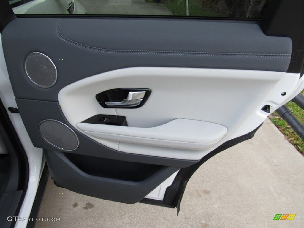 2018 Land Rover Range Rover Evoque SE Lunar/Cirrus Door Panel Photo #125730378