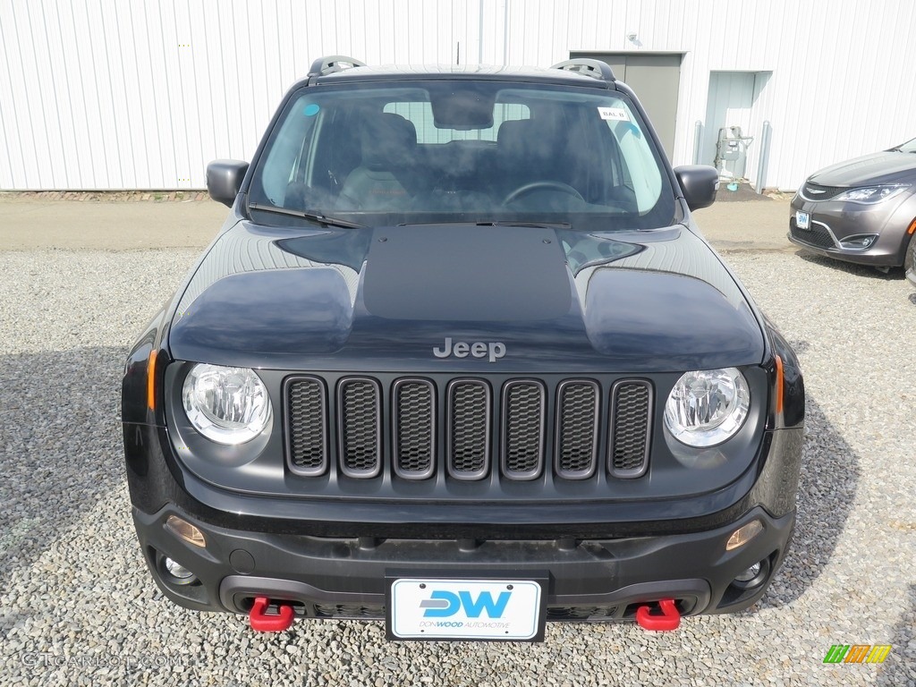 2017 Renegade Trailhawk 4x4 - Black / Black photo #6