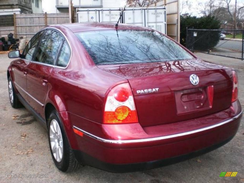 2001 Passat GLS Sedan - Colorado Red Pearl / Gray photo #10