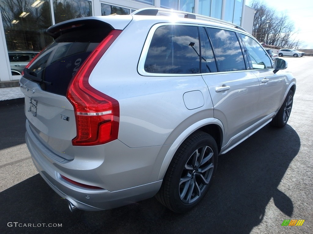 2018 XC90 T5 AWD Momentum - Bright Silver Metallic / Charcoal photo #2