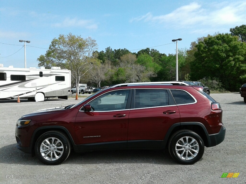 2019 Cherokee Latitude - Velvet Red Pearl / Black photo #2