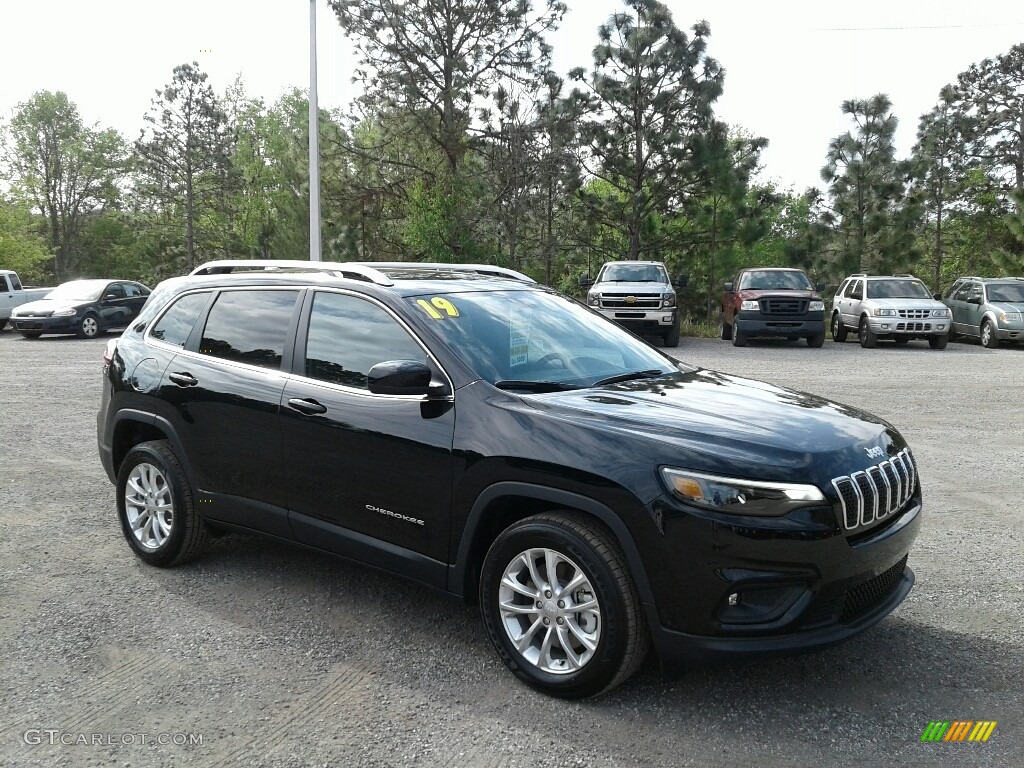 Diamond Black Crystal Pearl 2019 Jeep Cherokee Latitude Exterior Photo #125738451