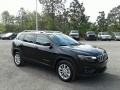 Diamond Black Crystal Pearl 2019 Jeep Cherokee Latitude Exterior