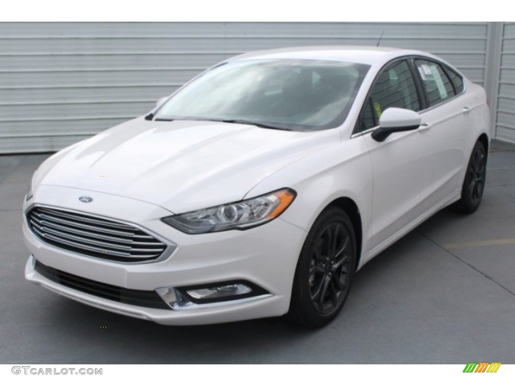 2018 Fusion SE - White Platinum / Ebony photo #3