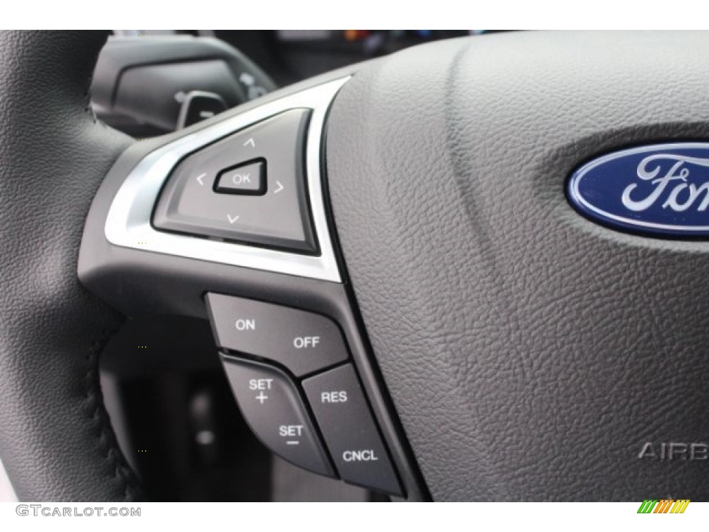 2018 Fusion SE - White Platinum / Ebony photo #22