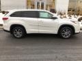 Blizzard White Pearl - Highlander Hybrid XLE AWD Photo No. 2