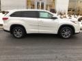 2018 Blizzard White Pearl Toyota Highlander Hybrid XLE AWD  photo #2