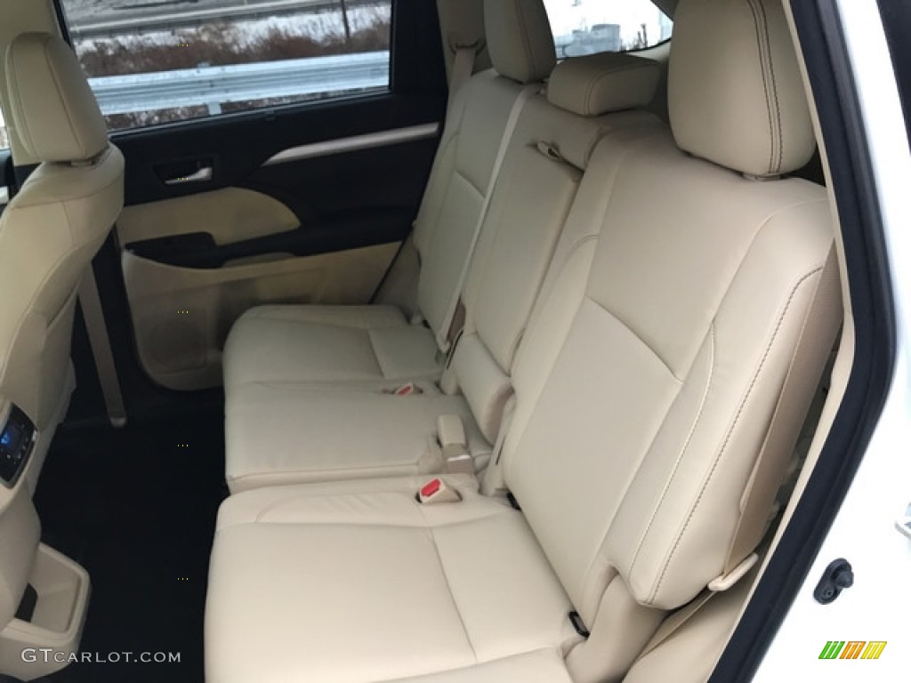 2018 Toyota Highlander Hybrid XLE AWD Rear Seat Photo #125742840