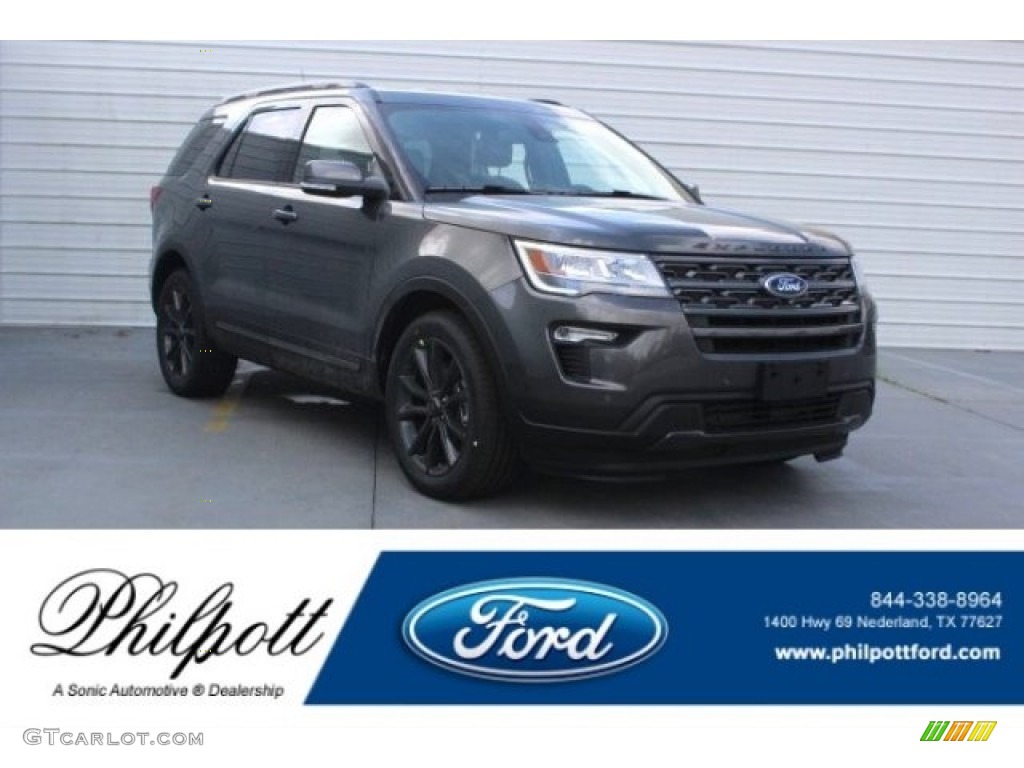 Magnetic Metallic Ford Explorer