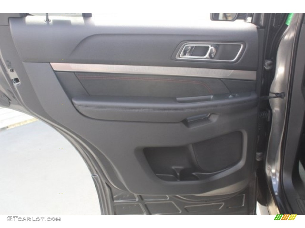 2018 Explorer XLT - Magnetic Metallic / Ebony Black photo #23