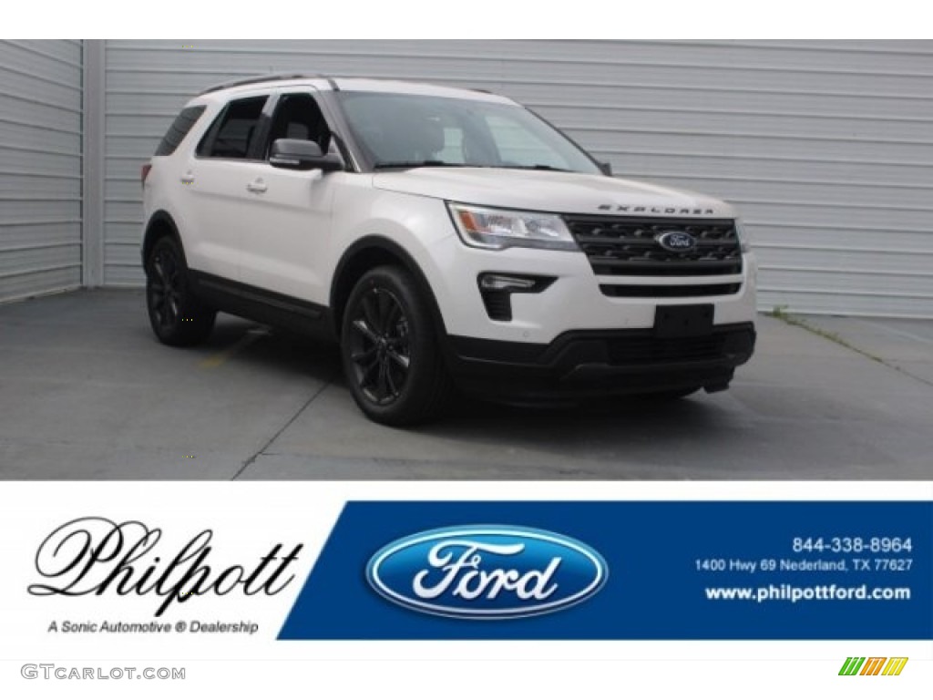 2018 Explorer XLT - White Platinum / Ebony Black photo #1