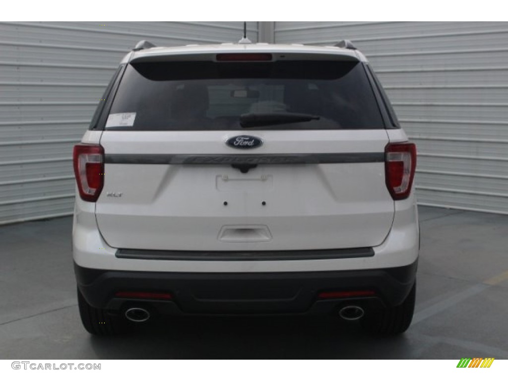 2018 Explorer XLT - White Platinum / Ebony Black photo #7
