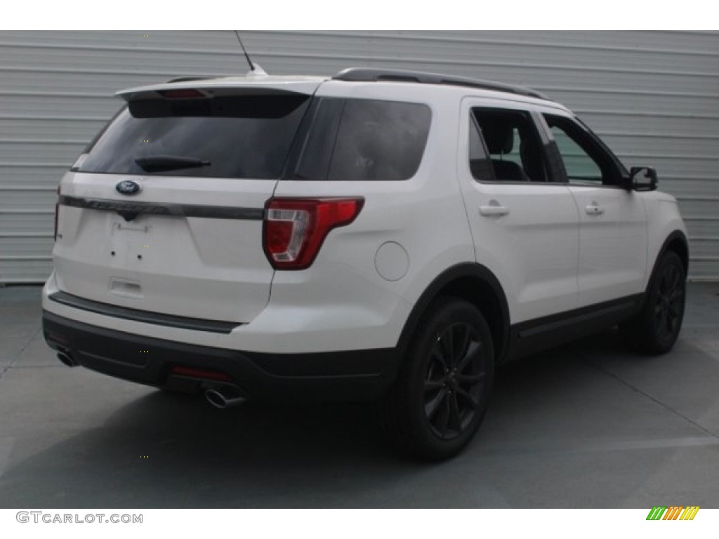2018 Explorer XLT - White Platinum / Ebony Black photo #8