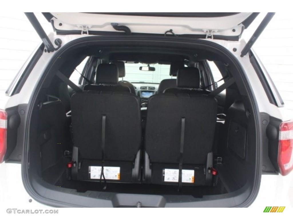 2018 Explorer XLT - White Platinum / Ebony Black photo #27